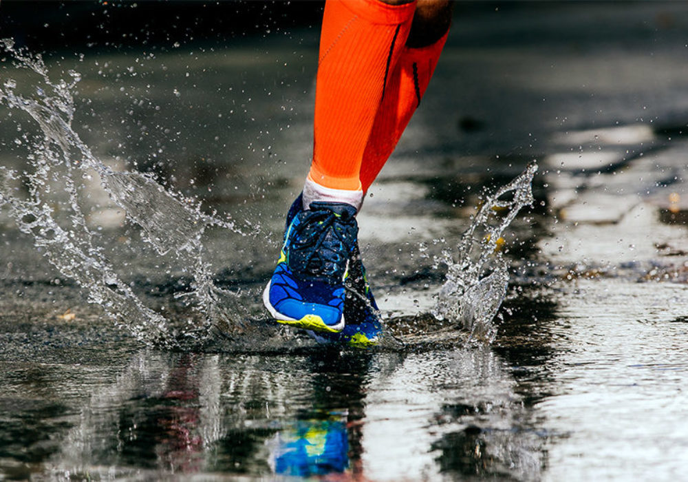 Cuidados ao correr na chuva